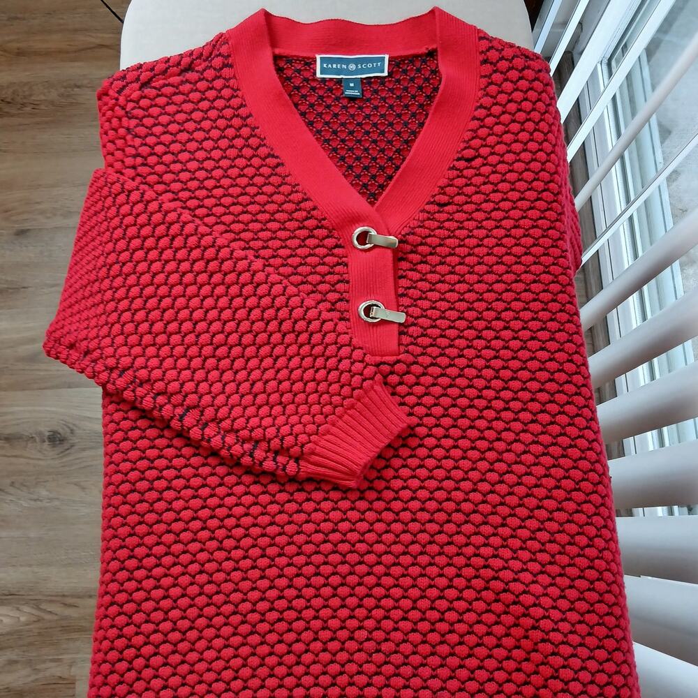Karen Scott Red & Black Puff Knit Henley Sweater M silver metal clasps V-neck LS - Picture 16 of 16